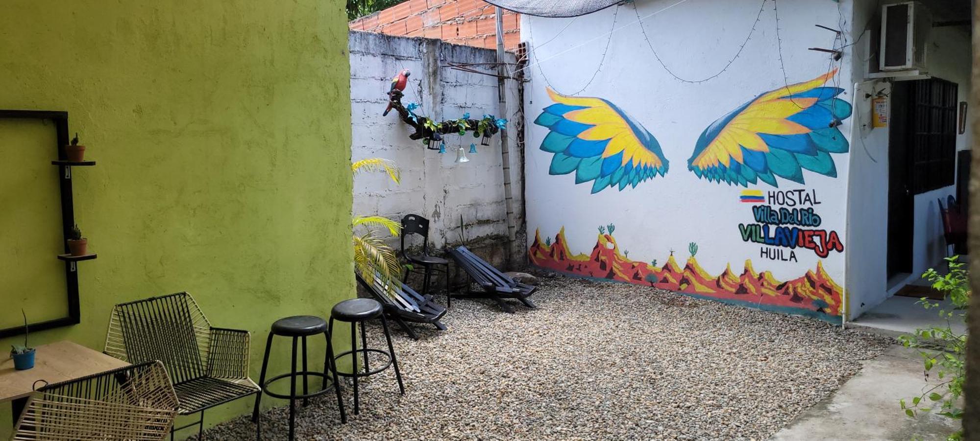 Hostal Villa Del Rio Las Brisas Villavieja Exteriör bild