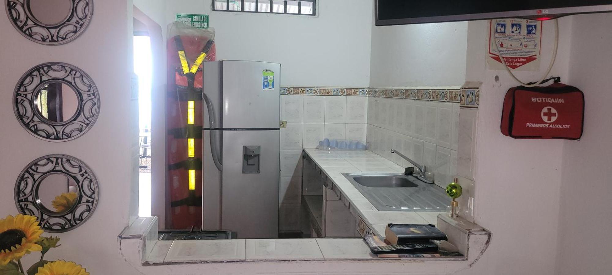 Hostal Villa Del Rio Las Brisas Villavieja Exteriör bild
